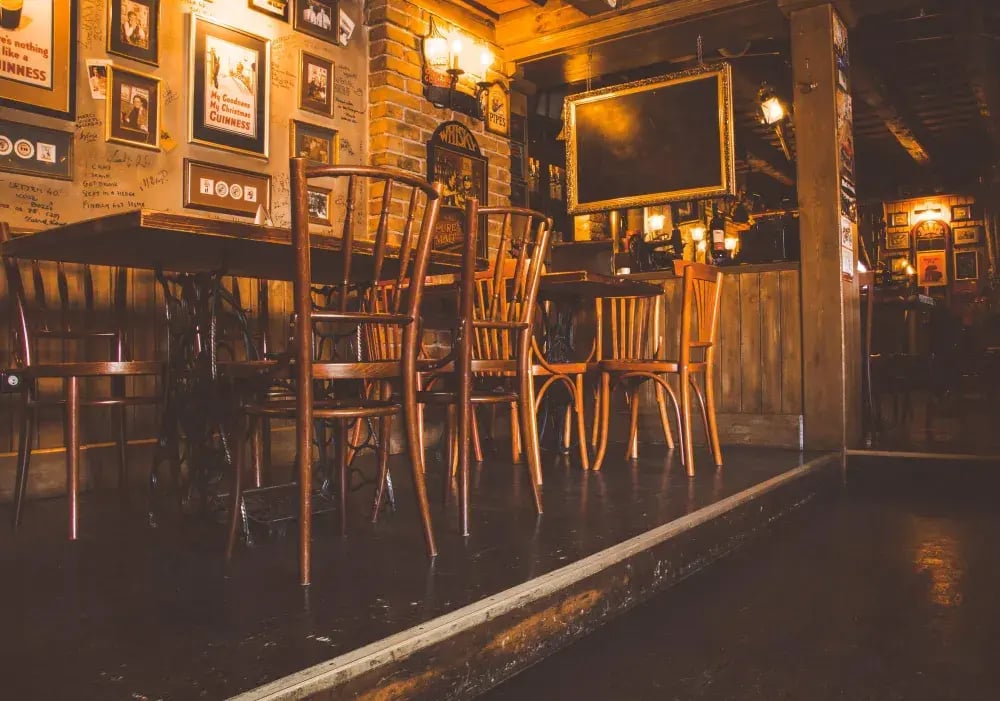 Restaurantes vintage: ideas y artículos decorativos para crear atmósferas llenas de encanto