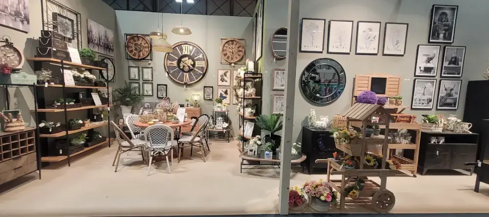 Accessoires décoratifs en gros : comment enrichir votre offre avec les bonnes pièces