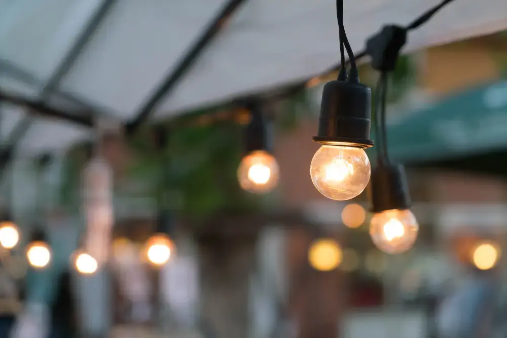 5 Creative Ways to Use Outdoor Lighting for a Cozy Atmosphere